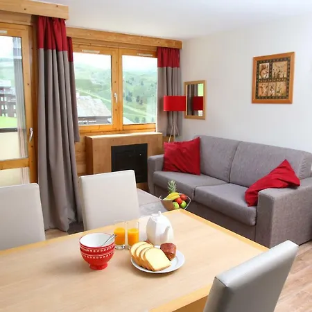 My Second - Le Centaure **** Apart-hotel La Plagne